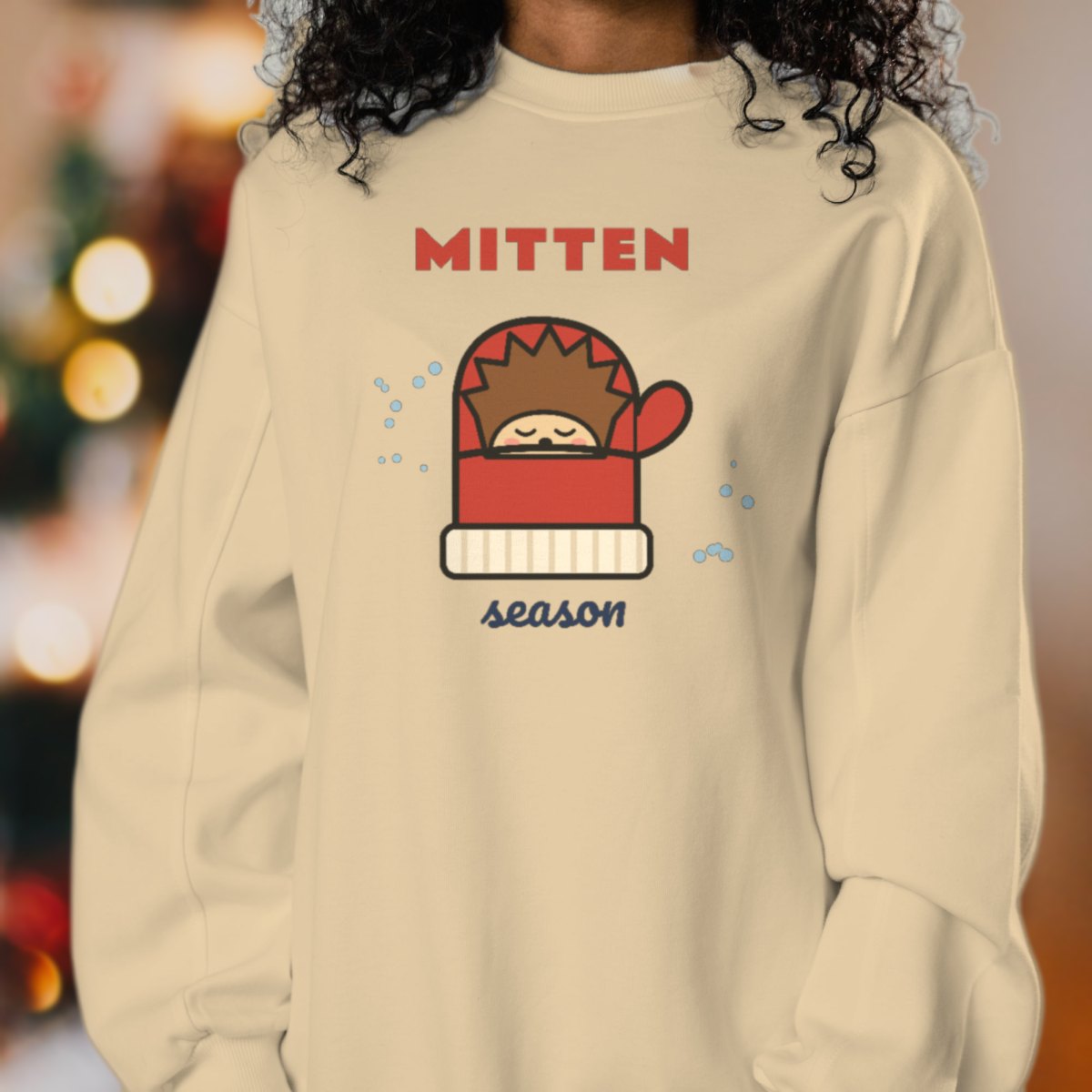 Mitten Season Sweatshirt in sand
